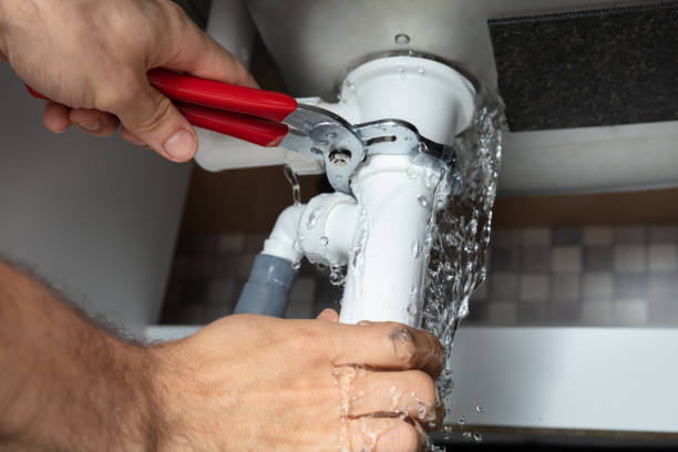 Best Water damage restoration company  in Clearlake Oaks, CA